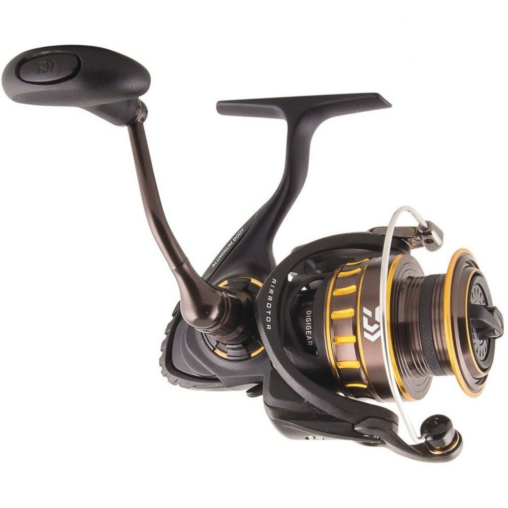 Molinete De Pesca Daiwa New Bg 4500 7 Rolamentos 5.7:1 - C3 Pesca