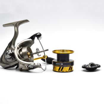 Molinete De Pesca Daiwa Aggrest LT 2000D-XH - 4 Rolamentos - Drag: 5KG - Rec.6.2:1