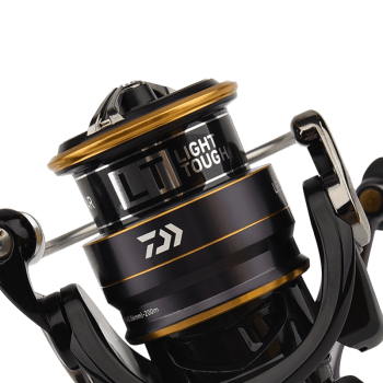 MOLINETE DE PESCA DAIWA LEGALIS LT 2500D-XH - 6 ROLAMENTOS - DRAG: 10KG - REC.: 6.2:1