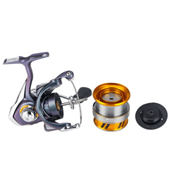 Molinete De Pesca Daiwa Regal LT 2000D - 10 Rolamentos- Drag: 5kg - Rec.: 5.2:1