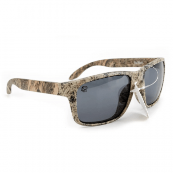 OCULOS DE PESCA POLARIZADO PRO-TSURI INFINITY- ARMACAO REAL TREE CAMO - LENTE FUME C/ CASE PRETO